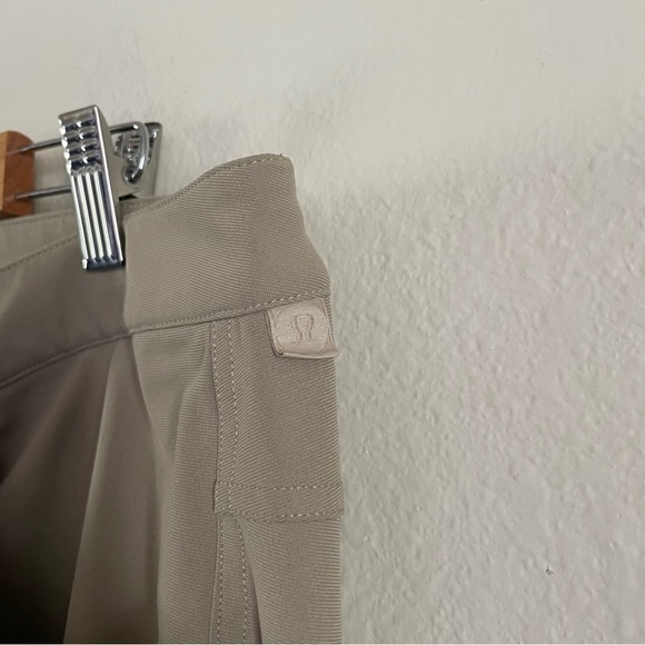 Lululemon ABC Pant Classic Fit Beige Artifact Size 36 x 34 with FLAWS - Picture 7 of 15